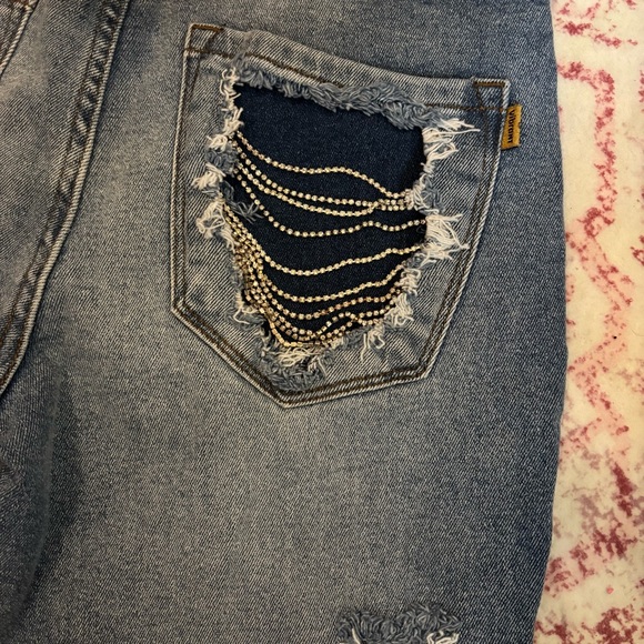 High Rise Ankle Jeans - Picture 3 of 4